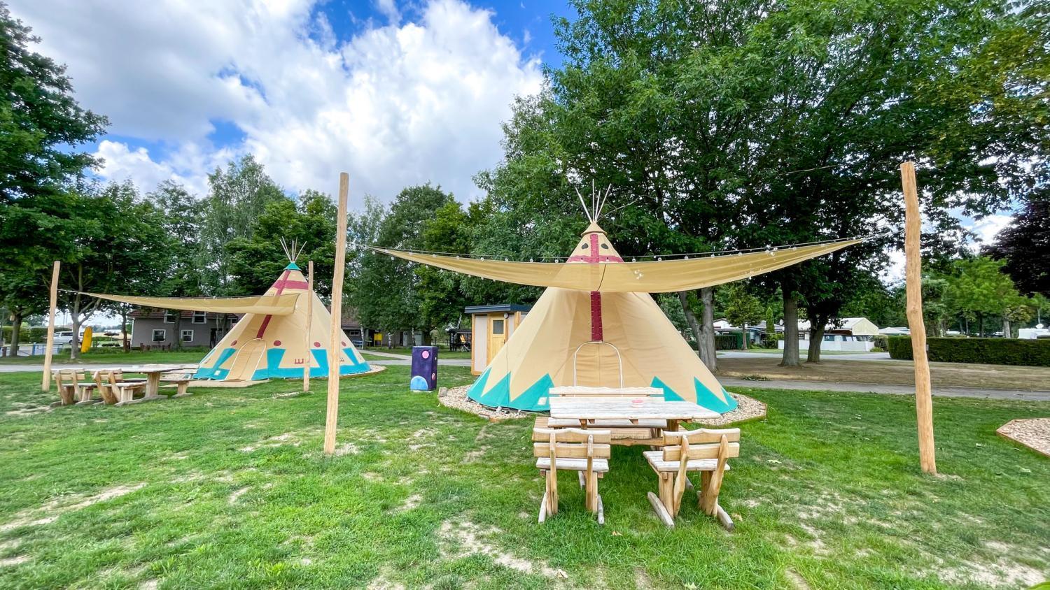 Tipi Illinois Apartment Falkenberg/Elster Exterior photo